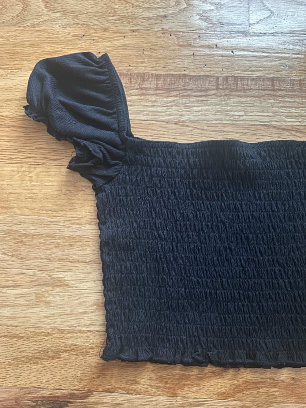 H&M Divided Black Smocked Crop Top Women's Small Cap Sleeve Square Neckline - Picture 3 of 9